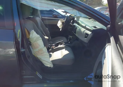 2016 Toyota Corolla Le z USA, uszkodzony, nr VIN 2T1BURHE3GC688965